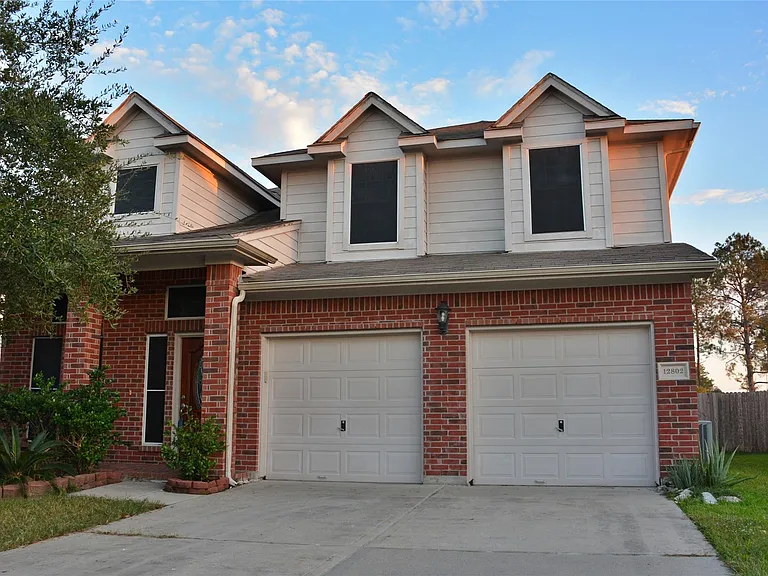 12802 Mills Trail Ln — Photo 1