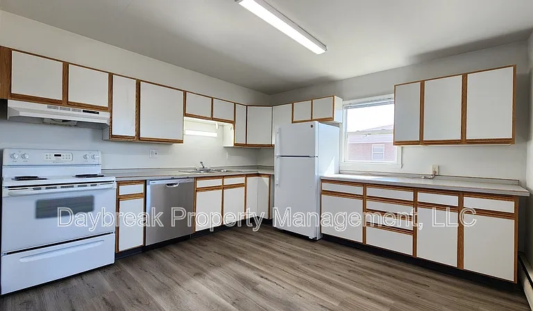 2913 8th St N #5 — Photo 5