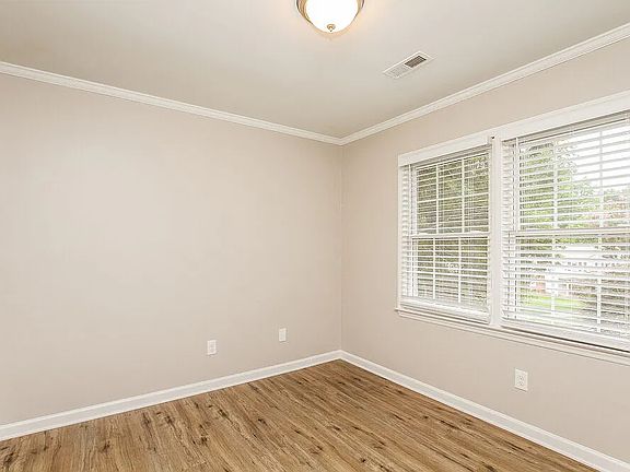 2nd image of 3314 N Gilpin St