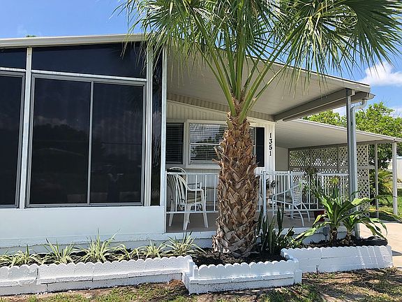 4th image of 1351 Sanderling Dr