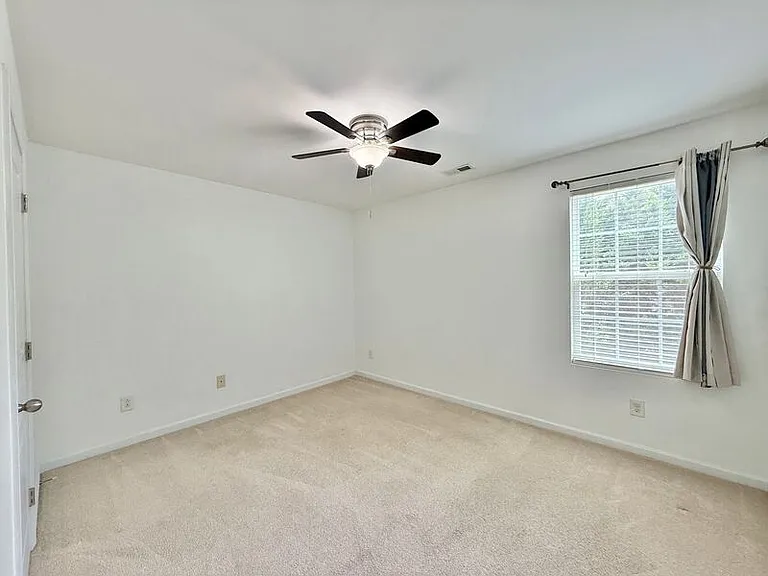1812 Grace Point Rd — Photo 17