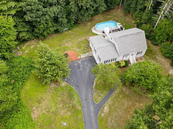 16 Cindy Avenue, Salem, NH 03079