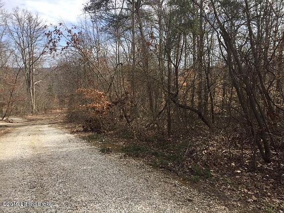 2nd image of 409 Brier Fields Ln
