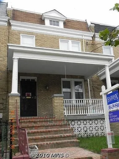 806 Farragut St NW photo 1