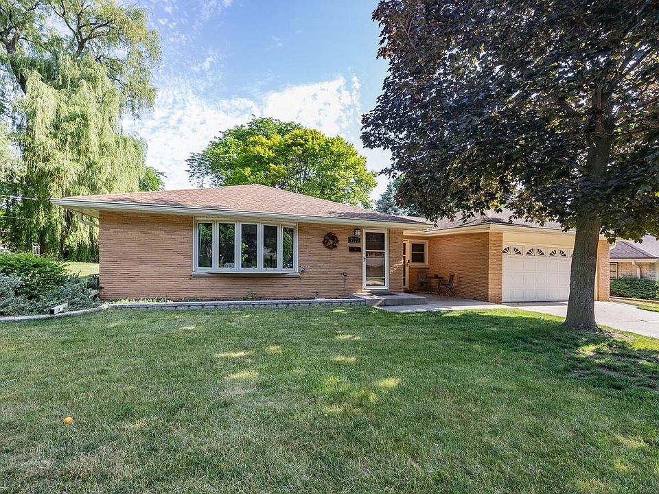 1st image of 7222 Enfield AVENUE