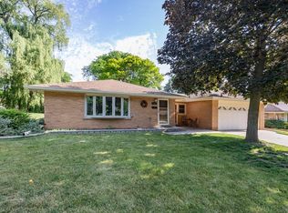 7222 Enfield AVENUE, Milwaukee, WI 53219