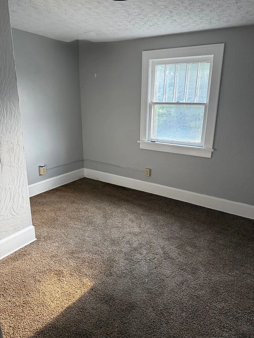 3 BR NE Canton House for Rent — Photo 3