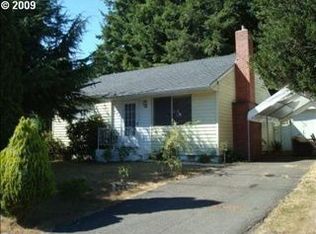 982 W 17th St, Coquille, OR 97423