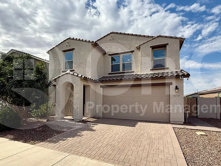 11343 E Upton Ave — Photo 2