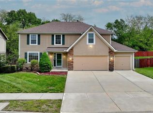 4801 Edgehill St, Leavenworth, KS 66048
