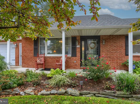 106 Gentry Ct, Palmyra, PA 17078