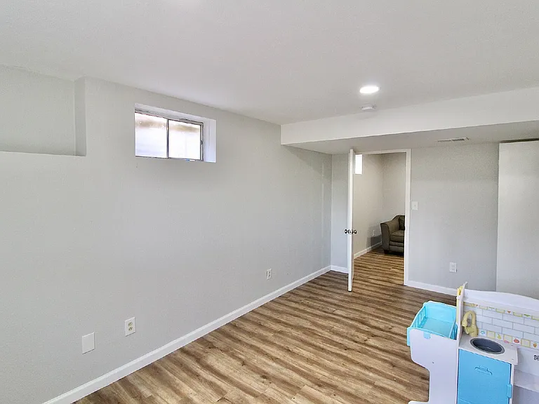 13238 Alcott Cir — Photo 21
