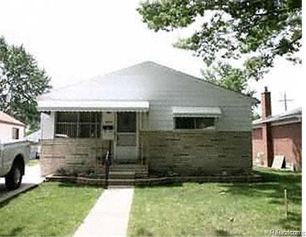 1st image of 4634 Raymond Ave