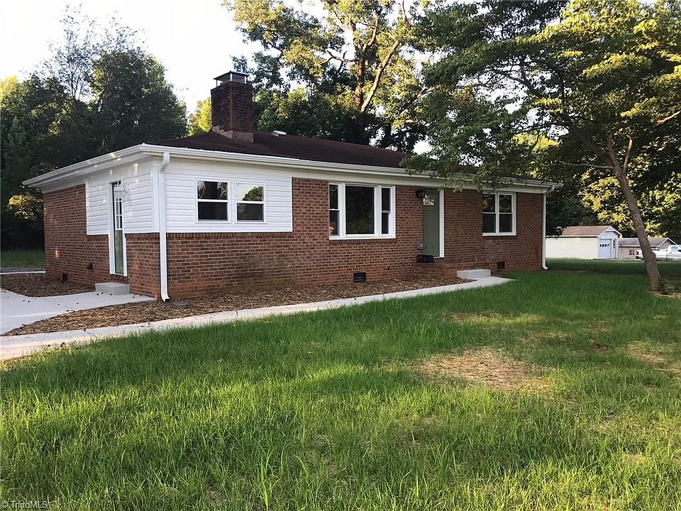 1st image of 3609 Edgewood Dr