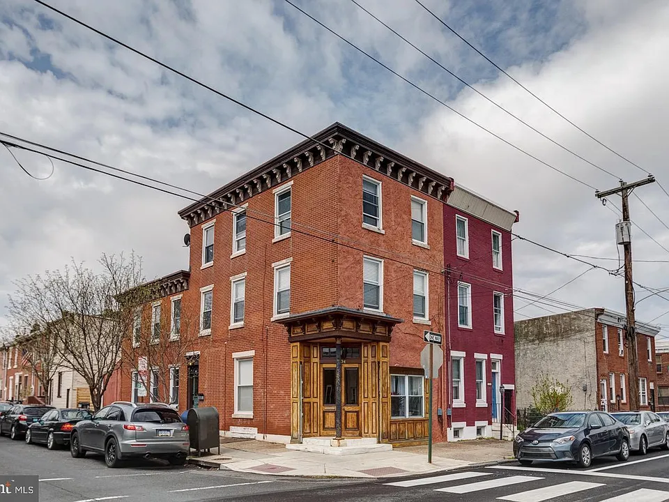 2434 E Dauphin St #1R