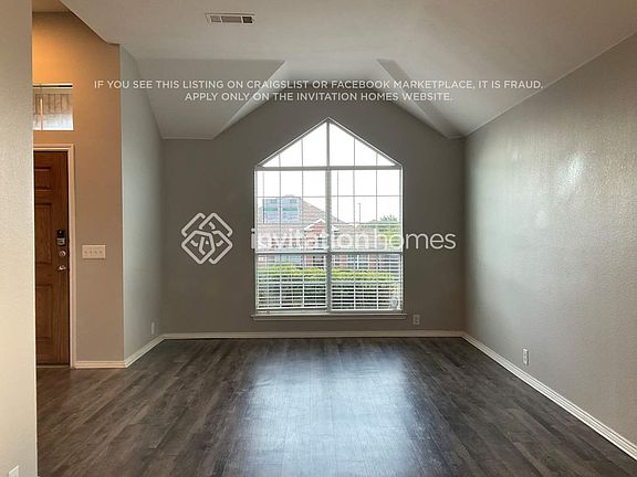 3rd image of 713 Geary Dr