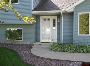 431 Lilac Ln, Madison Lake, MN 56063