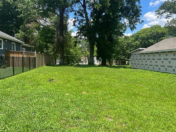 2nd image of 937 Division Street NW