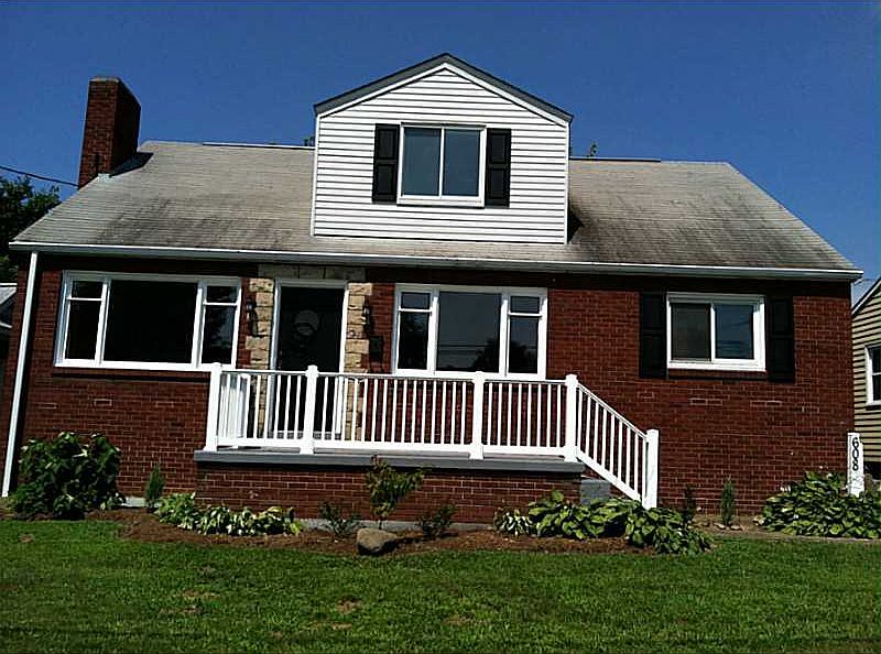 1st image of 604 S Walnut St