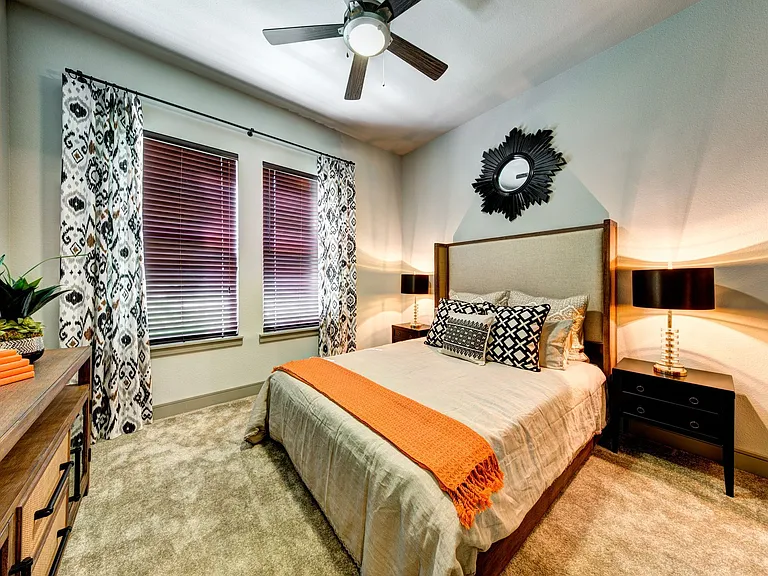Enclave at the Dominion Apartments — Photo 41