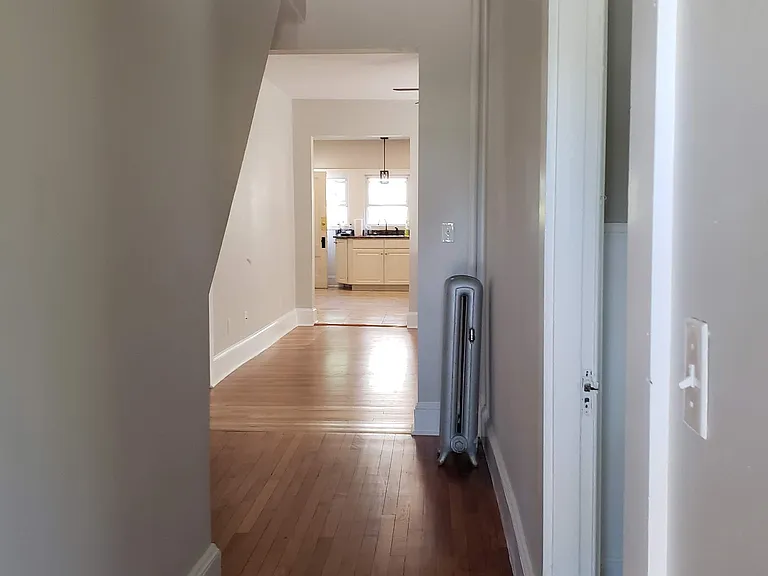 399 Stevens Ave #1 — Photo 2