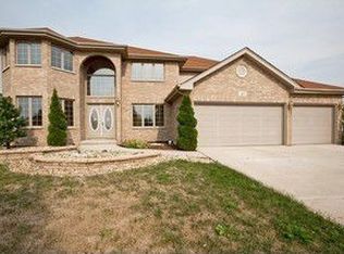 4600 Blarney Dr, Matteson, IL 60443