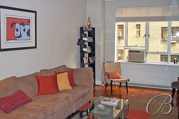 Rented by Bellmarc Realty | media 10