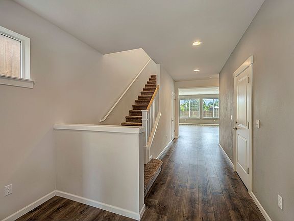 2nd image of 8314 29th Pl NE