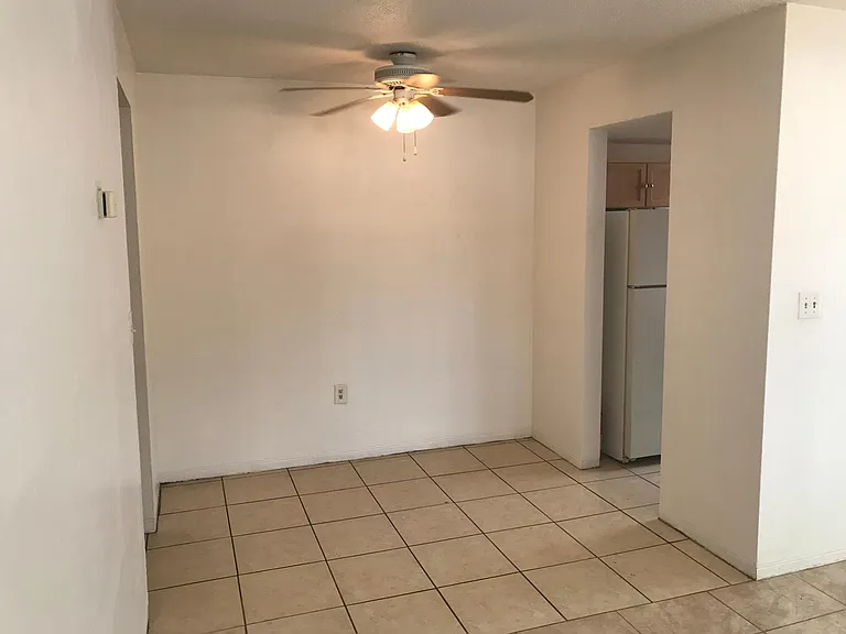 116 S Coates St #5 — Photo 11