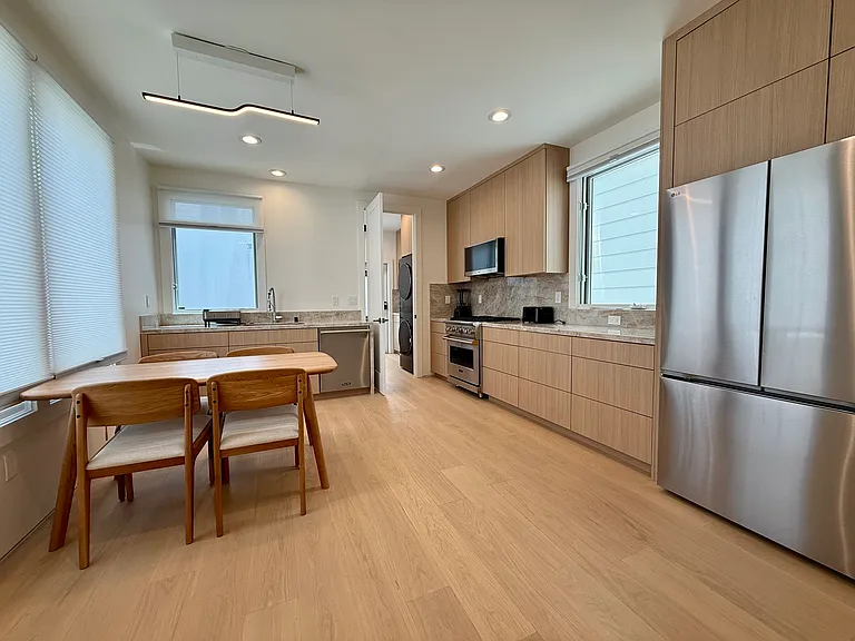 941 Greenwich St #939 — Photo 16