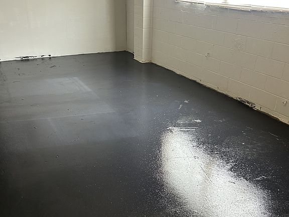2nd image of 1221 N 8th St