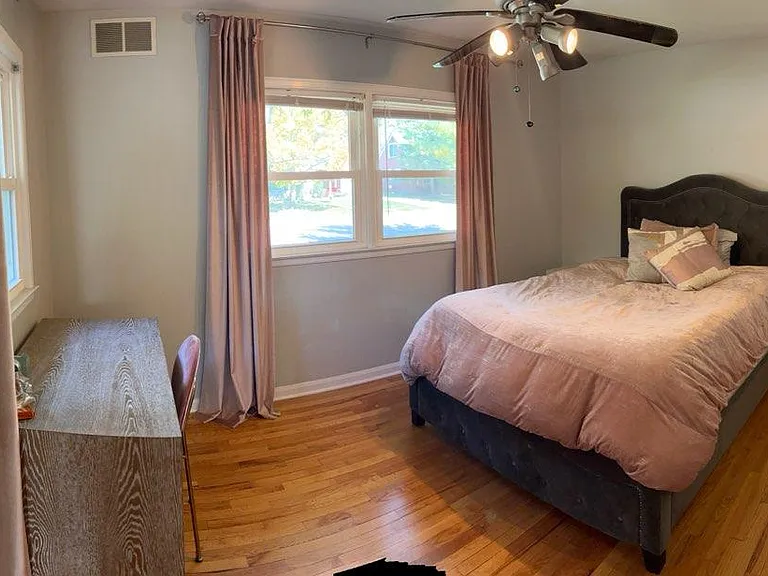 15859 Buckingham Ave — Photo 6