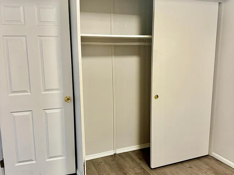 1215 Queen Anne Ave N #1 — Photo 9