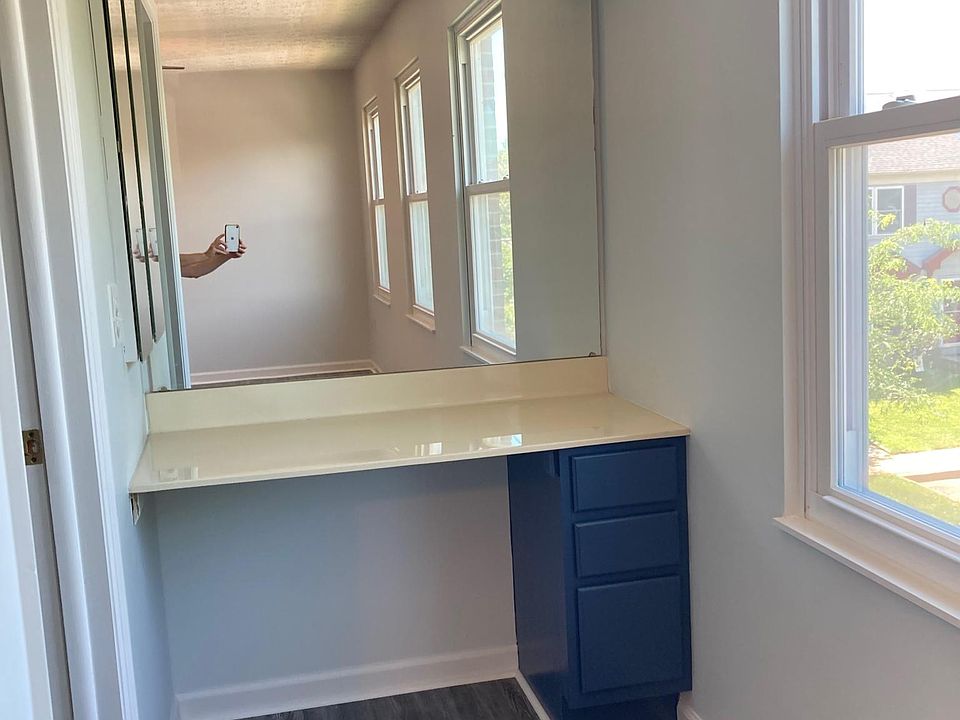 Master Bedroom makeup area
