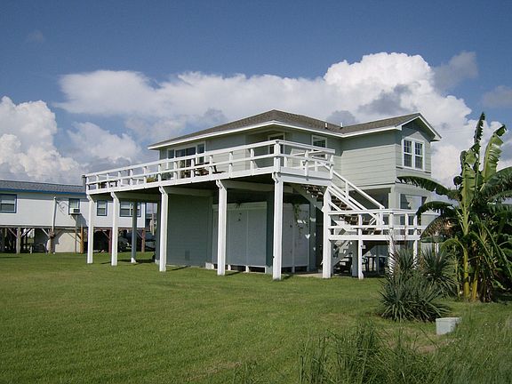 Side elevation taken from side lot.
