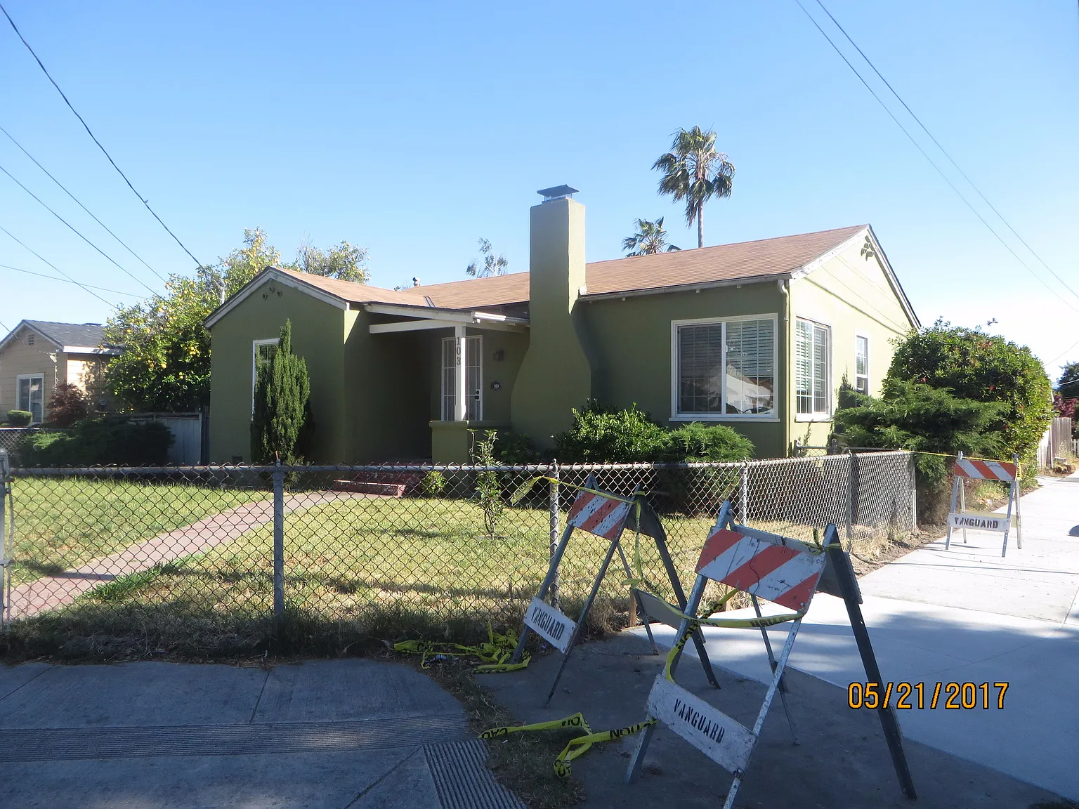 103 S Cragmont Ave photo 1