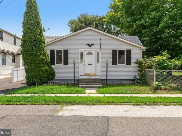 8260 Balfour Rd, Pennsauken, NJ 08110