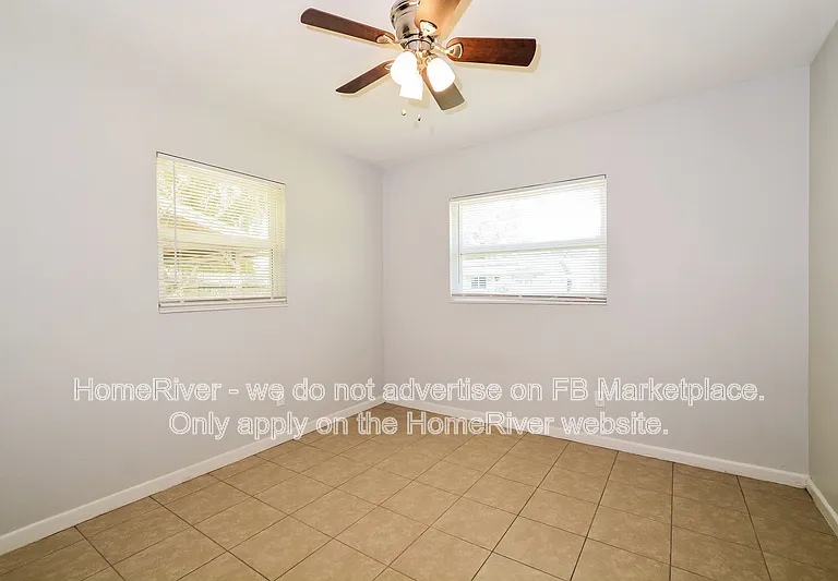 121 Longfellow Rd — Photo 11