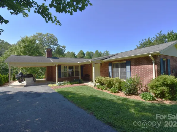 141 Azalea Dr, Connelly Springs, NC 28612