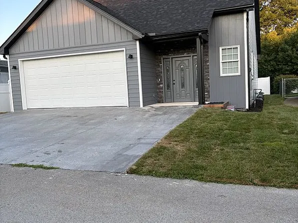 403 Corona Dr, Morgantown, WV 26508