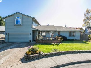 960 NE Naomi Ct, Hillsboro, OR