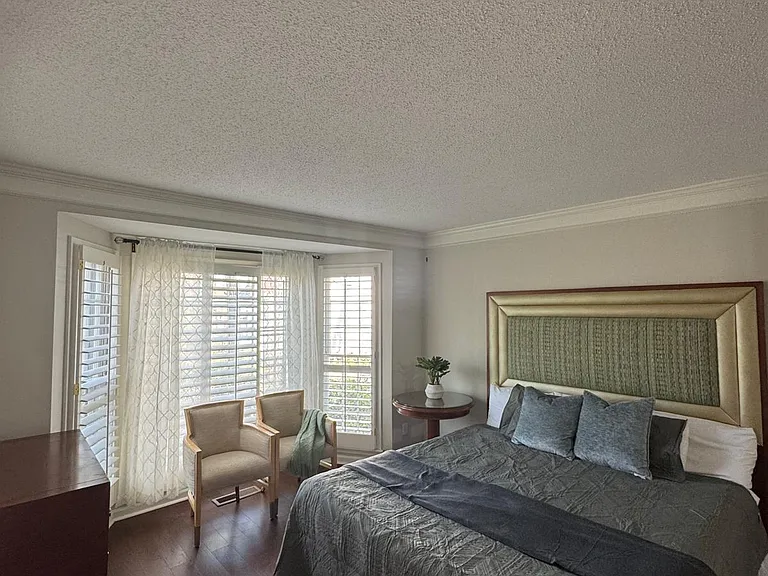 2509 Friars Pl — Photo 36