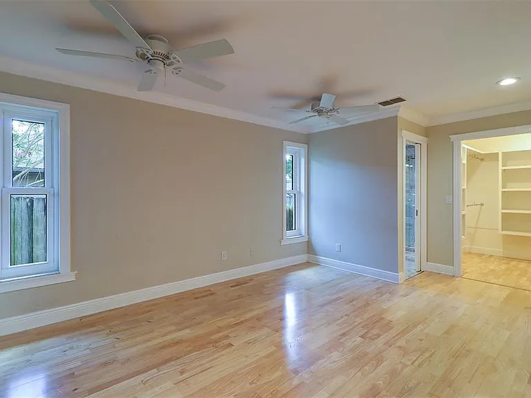 2958 Meadow Wood Dr — Photo 19