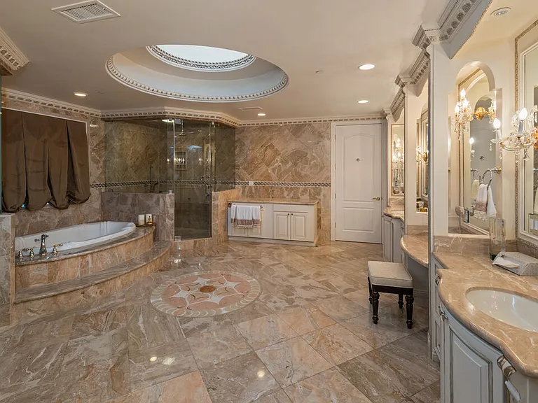 1455 Robmar Dr — Photo 40