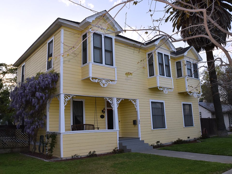 1st image of 604 N Redington St