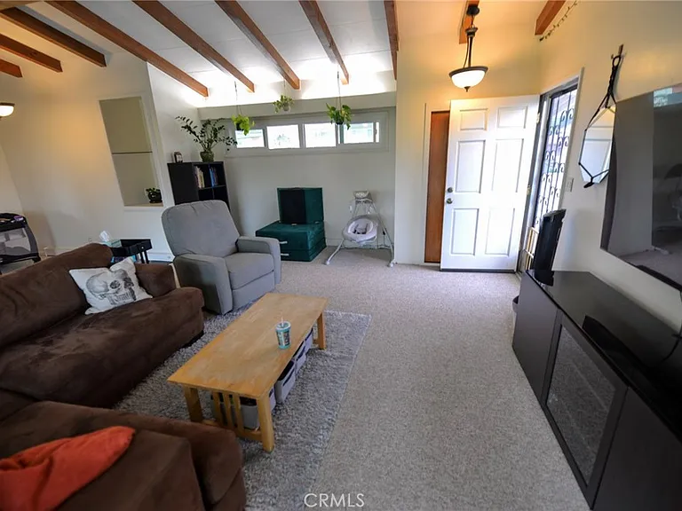 34356 Calle Naranja — Photo 5