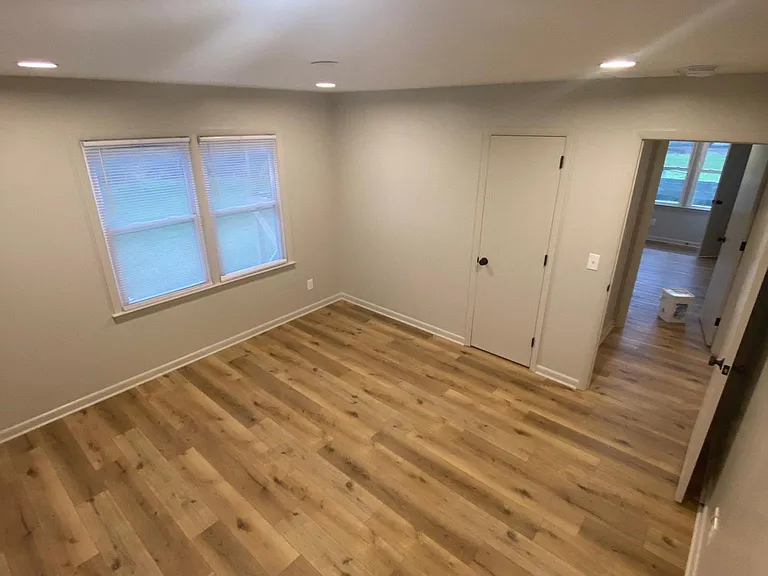 510 Deerfield Rd — Photo 9
