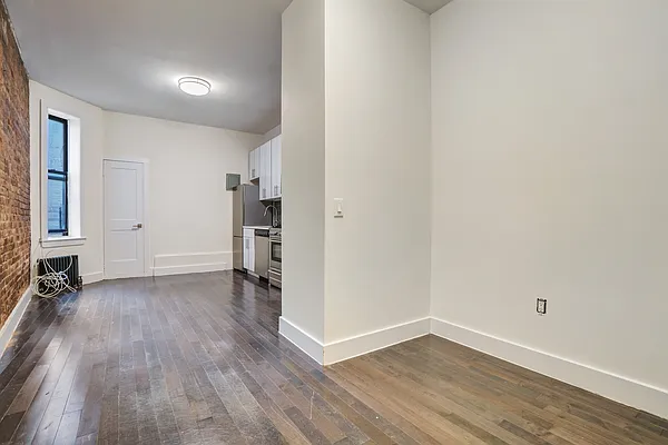 Rented by Creed Realty Group | media 13