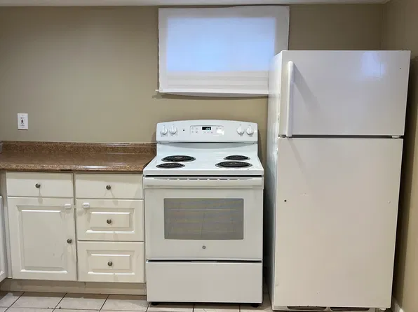 (undisclosed Address), East Meadow, NY 11554