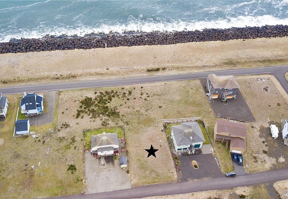 2nd image of 1451 Ocean Crest Ave SW